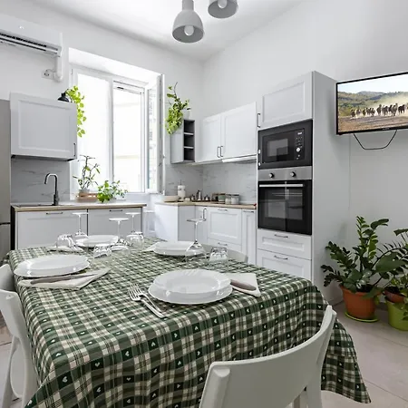 Lovely Near The Station! Apartment Cagliari